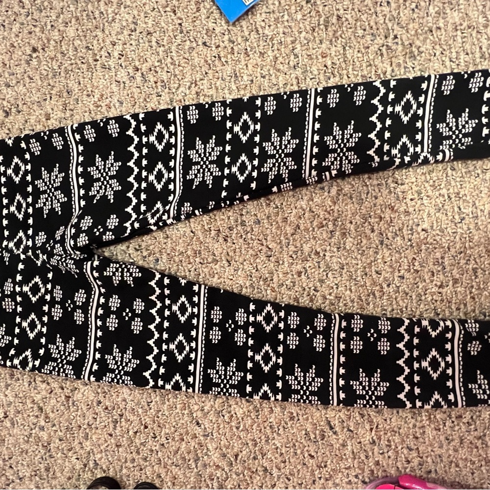 Kids Black and White Patterned Leggings